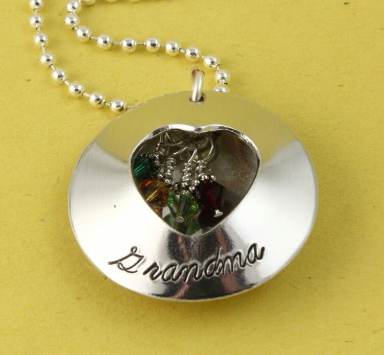 Muttertagsgeschenk - Oma Halskette Geburtsstein Geschenk Für Mama von StampinOffThePath