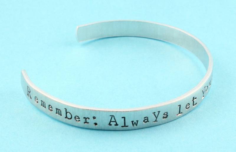 Sale - Always Let Conscience Be Your Guide Handgestempeltes Manschettenarmband Verstellbares Armband von StampinOffThePath