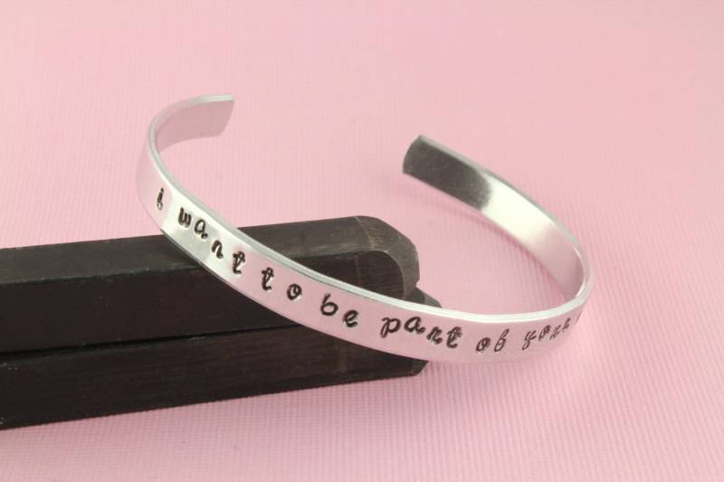 Sale - I Want To Be Part Of Your World Personalisiertes, Handgestempeltes Manschettenarmband Geschenk Für Sie von StampinOffThePath