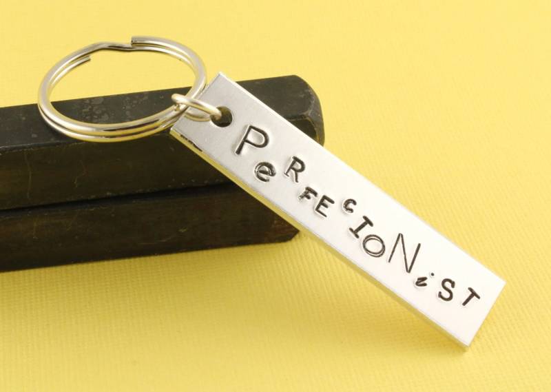 Sale - Perfektionist Schlüsselanhänger Perfektion Keychain Schlüsselring Muttertagsgeschenk von StampinOffThePath