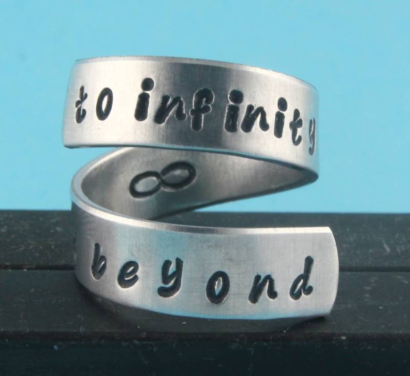 To Infinity & Beyond Ring - Bester Freund Paare Verstellbarer Silber Twist Wickelring von StampinOffThePath