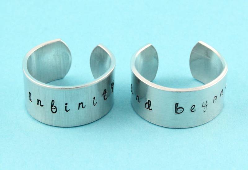 To Infinity & Beyond Ringe - Verstellbare Silberringe Ring Beste Freunde Paar Valentinstag Geschenk von StampinOffThePath