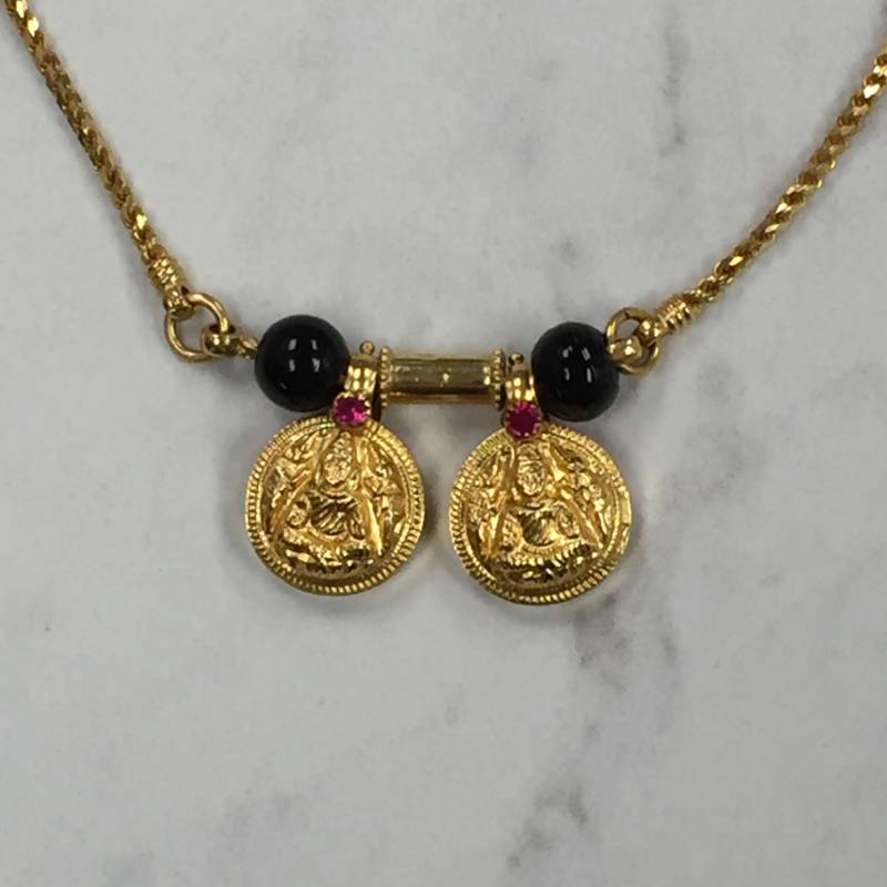 22Kt Gelbgold Einzigartige Statement-Halskette Mit Rubinen Und Onyxperlen von StanPaulJewelry