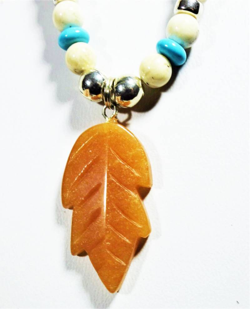20 "Mutterperlenkette Mit Passenden Ohrringen Carnelian Carved Leaf 2227 von StandsbyriverArt