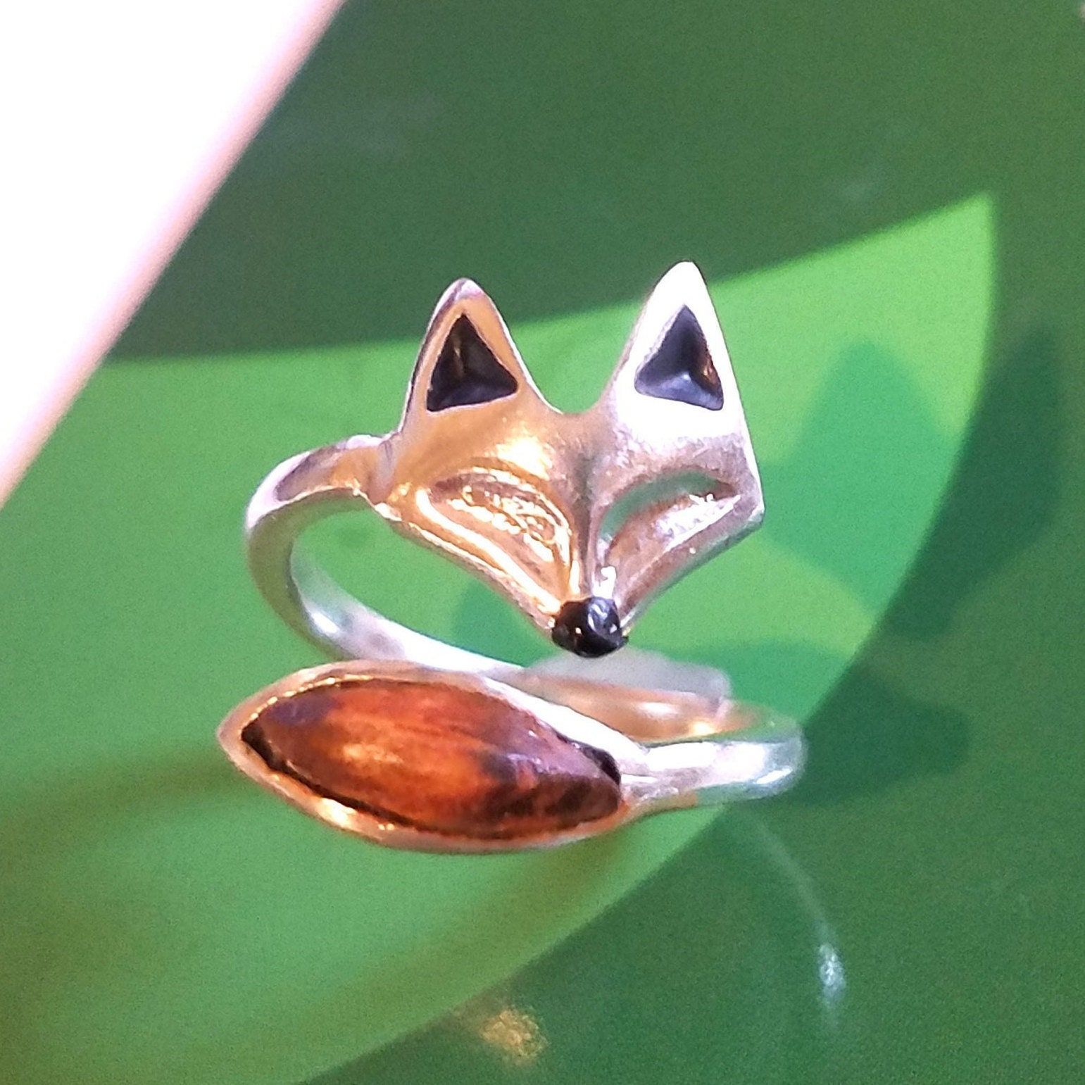 Der Tier Designte Fuchs 925 Sterling Silber Ring Aus Schwarz Emailliertem Eichenholz - Verstellbarer Ring, Geschenk Für Ihn #2090 Der Tier Designte Fuchs 925 Sterling Silber Ring Aus Schwarz Emailliertem Eichenholz - Verstellbarer Ring, Geschenk Für Ihn #2090 von StarBuckJewelry