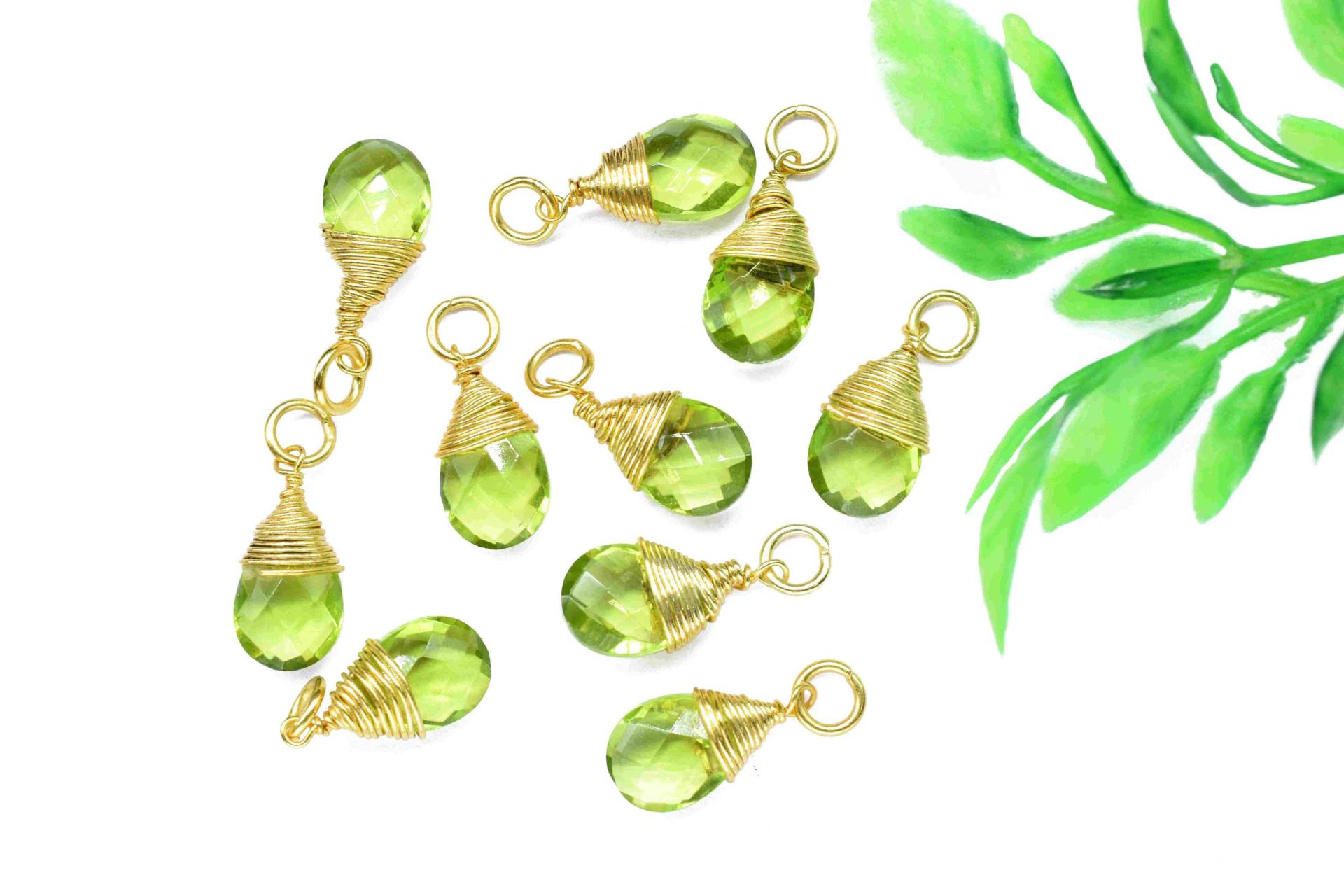 Peridot Teardrop Facettierten Connector, Loop-Verbinder, Anhänger Schmuck, Edelstein Draht Gewickelt Anhänger, Draht Halskette, Peridot Schmuck von StarGemsIN