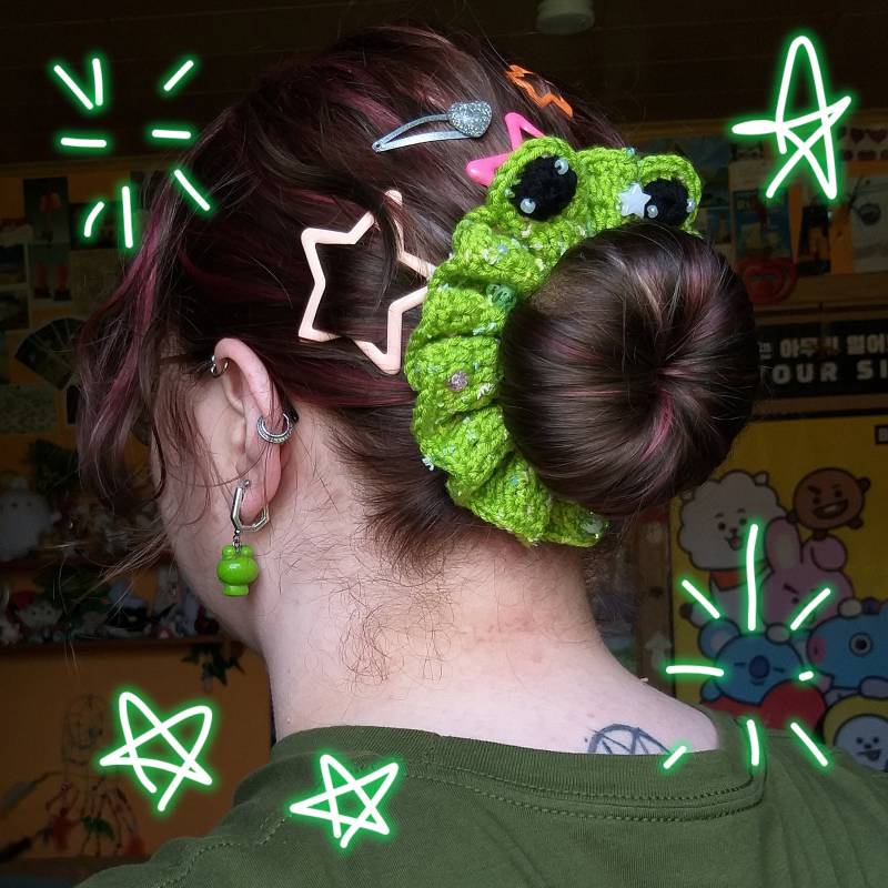 Mha "Tsuyu Asui' Froppy Scrunchie Anime Cosplay Mha "Tsuyu Asui' Froppy Scrunchie Anime Cosplay von StarPlantAC