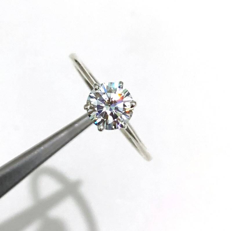 2 Cts Round Cut Moissanite Engagement Ring 925 Solid Sterling Silver Solitaire Stone Size 7x7 Mm Gift Christmas Sale von StarRubyGemsShop