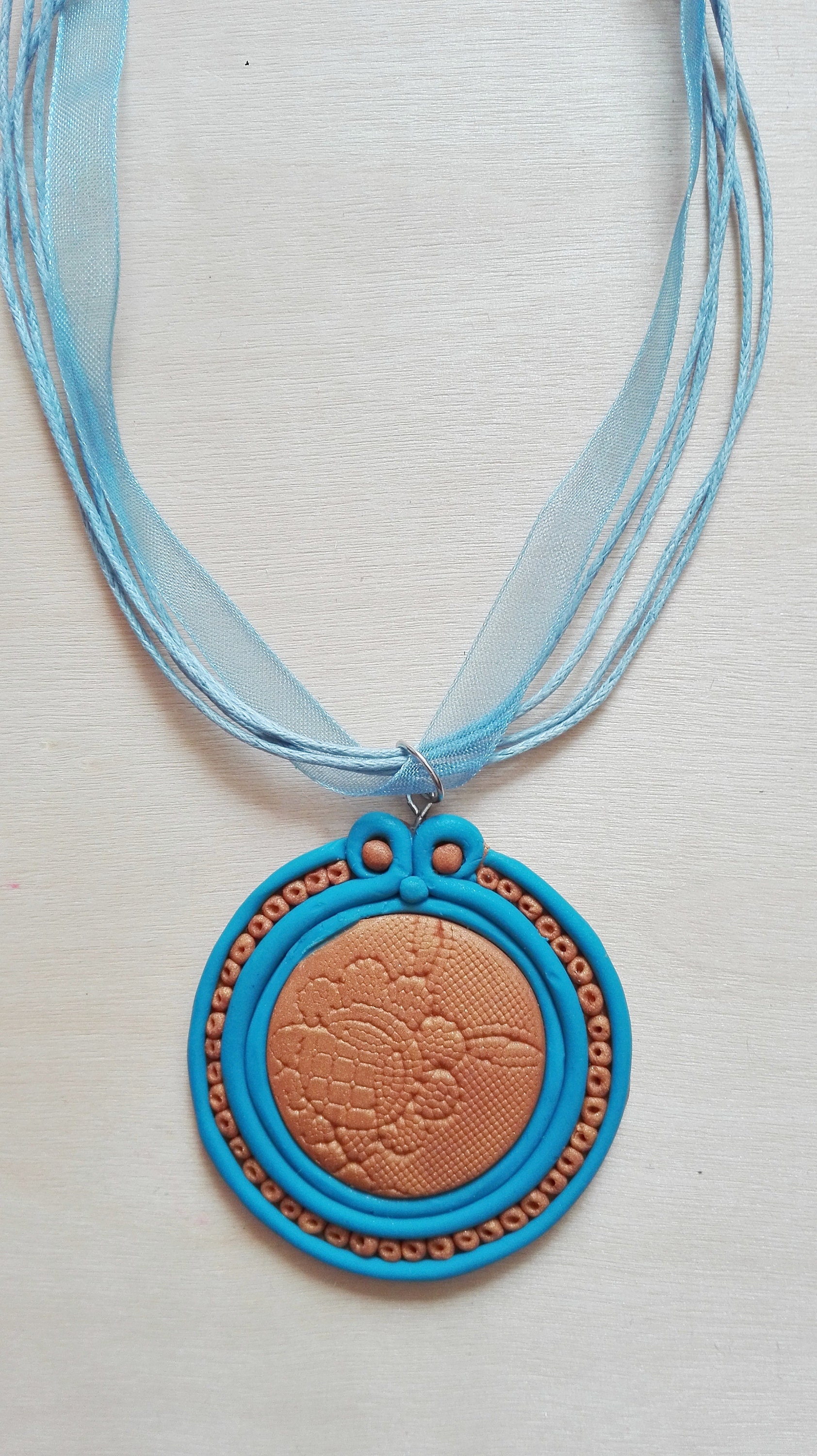 Anhänger in Blau Und Gold, Soutage Aus Polymer Ton, Imitation Anhänger, Schmuck Anhänger in Blau Und Gold, Soutage Aus Polymer Ton, Imitation Anhänger, Schmuck von StardustTreasury