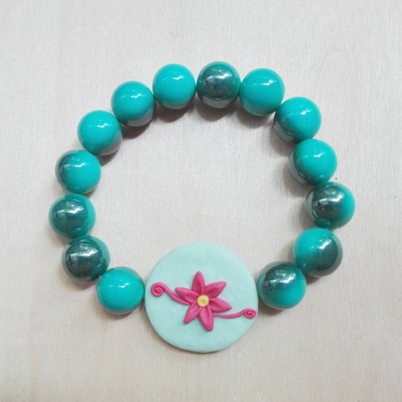 Perlen Armband, Sommer Blumen Mint Grün Polymer Ton Blüte Armband Perlen Armband, Sommer Blumen Mint Grün Polymer Ton Blüte Armband von StardustTreasury