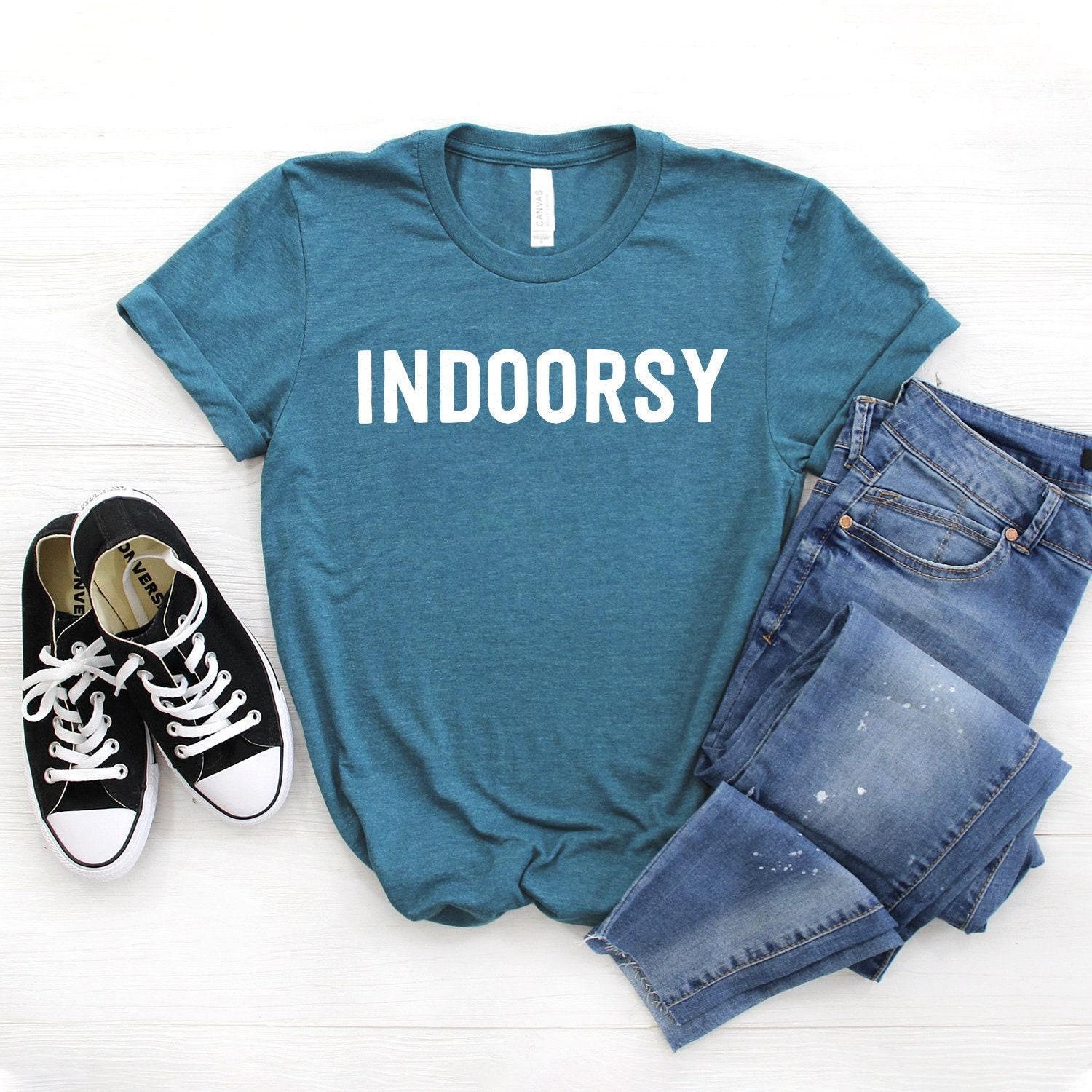 Indoorsy Shirt ∙ Tut Mir Leid, Ich Bin Zu Spät Dran T-Shirt Introvertiertes Lustiges Mitarbeiter Geschenkidee Softstyle Unisex von StarkAmbition