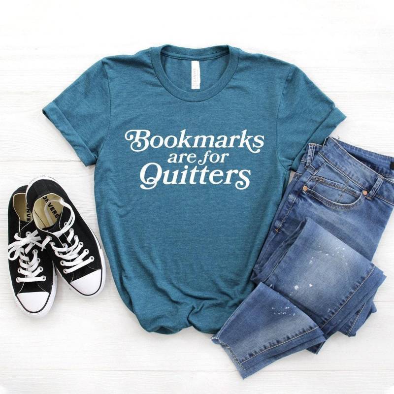 Lesezeichen Sind Für Quitters ∙ Bücherwurm Shirt Buch Liebhaber Geschenk Softstyle Unisex T-Shirt von StarkAmbition