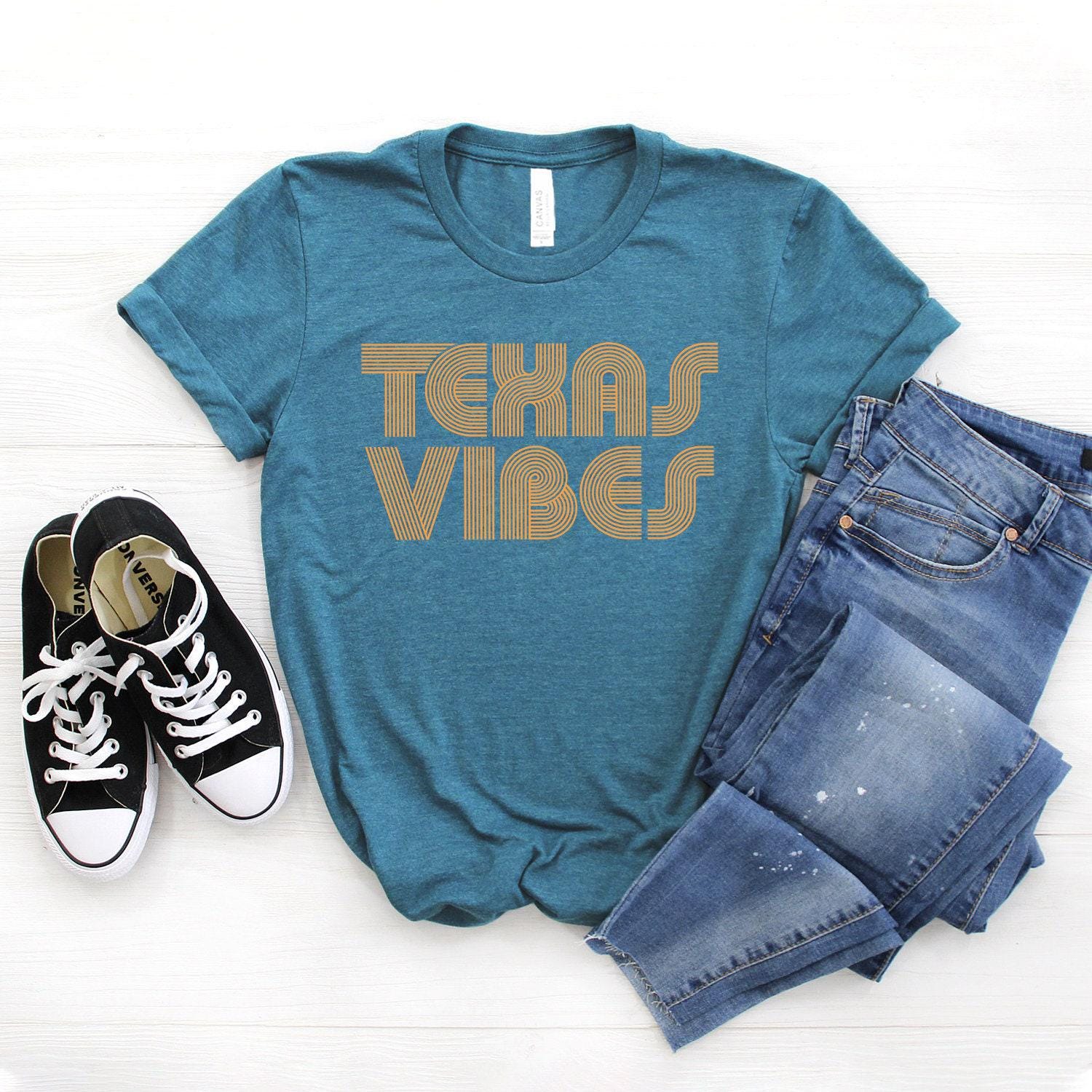Texas Shirt ∙ Tshirt Home Vibes Forever Girl Softstyle Unisex T-Shirt von StarkAmbition