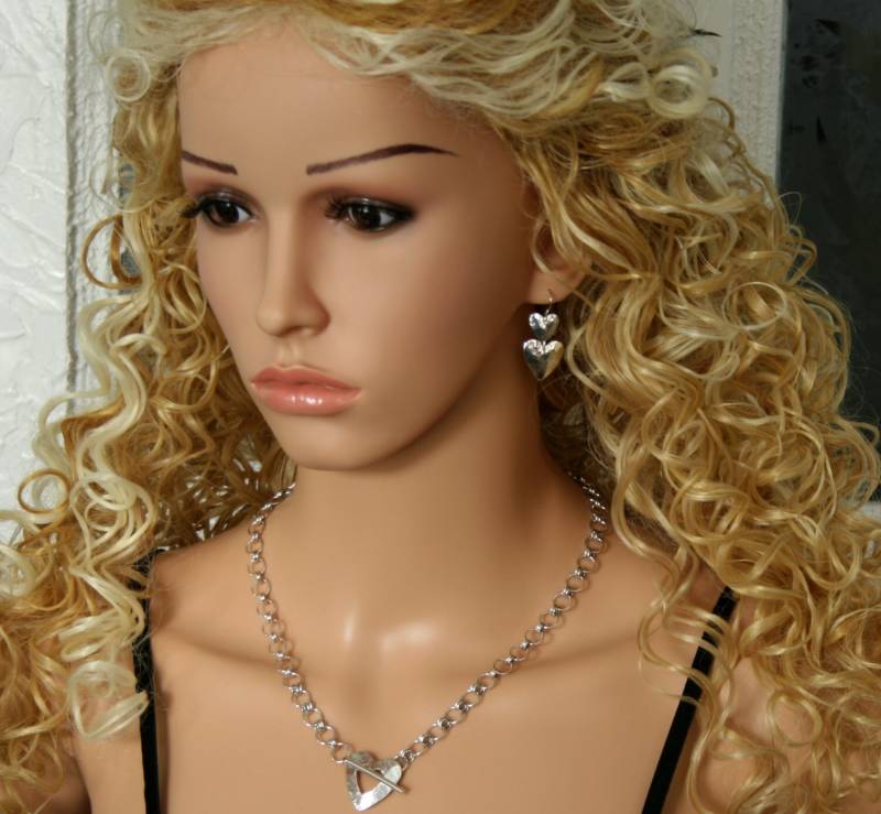 Handgemachte " Amore ~ Dyad' Ohrringe. Traditionell Handgefertigt, 925Er Silber Twin Herz Fisch Haken Ohr Drähte Für Durchbohrten Ohren von StarlightAndShadows