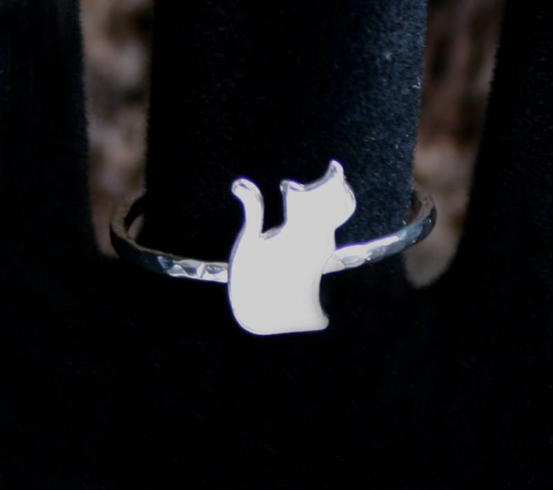Kleine Katze ~ Sterlingsilber-Anweisung/Stapeln Ring "Forest Friends"-Reihe. Exklusives Design. Öko-Silber. Verrückte Brillant von StarlightAndShadows