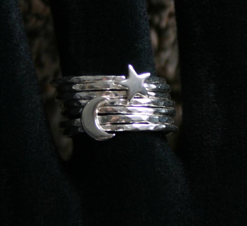 Mond Und Sterne ~ Mix Match Sterlingsilber-Anweisung/Stapeln Ringe "Forest Friends"-Serie. Exklusives Design. Öko-Silber von StarlightAndShadows