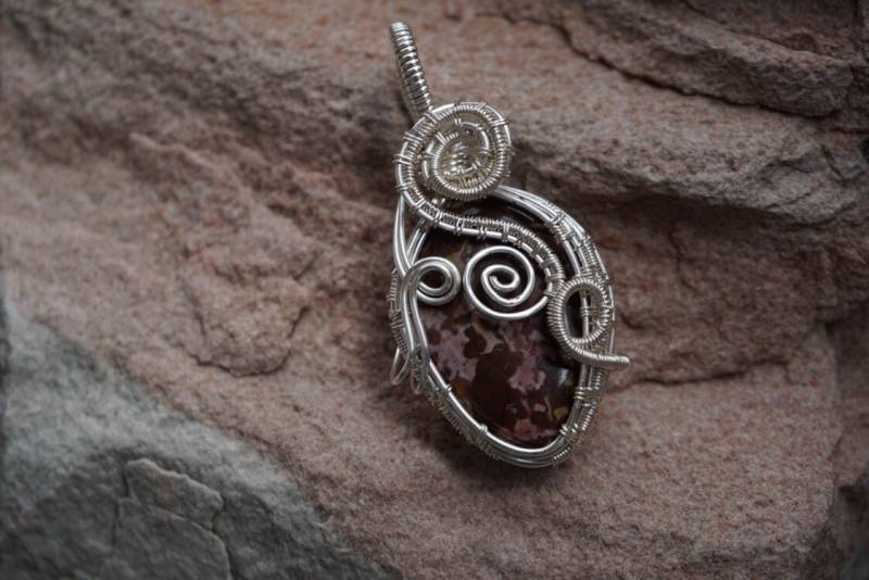 Jaspis Eingewickelt in Nicht-Tarnish Silber Platten Draht von StarlitDreamArtistry