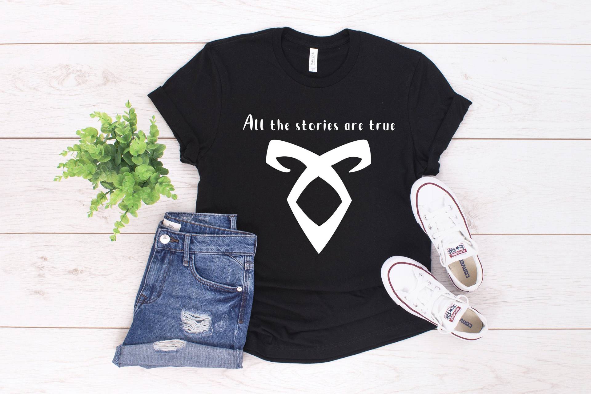 Alle Geschichten Sind Wahr Shirt - Die Chroniken Der Unterwelt Tmi Schattenjäger Clary Jace Alec Isabelle Engels-Rune Bücherwurm-T-stück Alle Geschichten Sind Wahr Shirt - Die Chroniken Der Unterwelt Tmi Schattenjäger Clary Jace Alec Isabelle Engels-Rune Bücherwurm-T-stück von StarlitProse