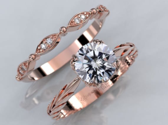 2 Karat Grau Moissanit Und Diamant 14K Rose Gold Verlobung. Eternity Ring. Set Aus Zwei Ringen. Blatt Floral Ring Design von StarnightMoissanite