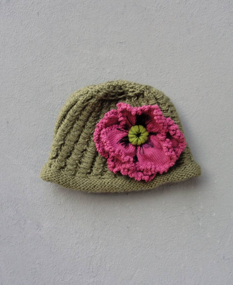 Boho Poppy Strickmütze Luxuriöses Accessoire Mit Großer Abnehmbarer Mohnblumen Brosche Boho Poppy Strickmütze Luxuriöses Accessoire Mit Großer Abnehmbarer Mohnblumen Brosche von StarsWear