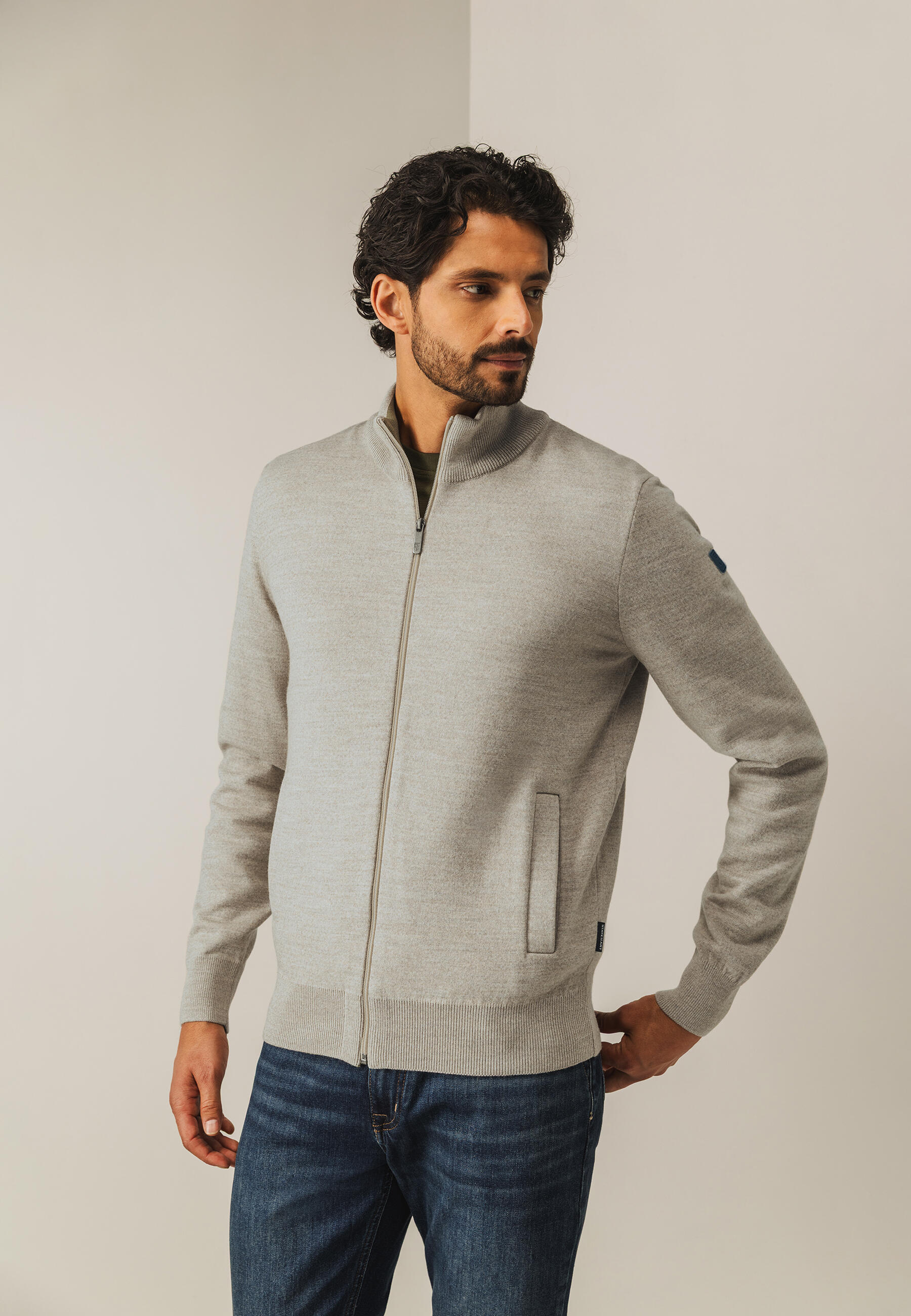 State of Art - Doubleface-Strickjacke mit Rei�verschluss hellbeige/olivgr�n - Gr. - 3XL von State of Art