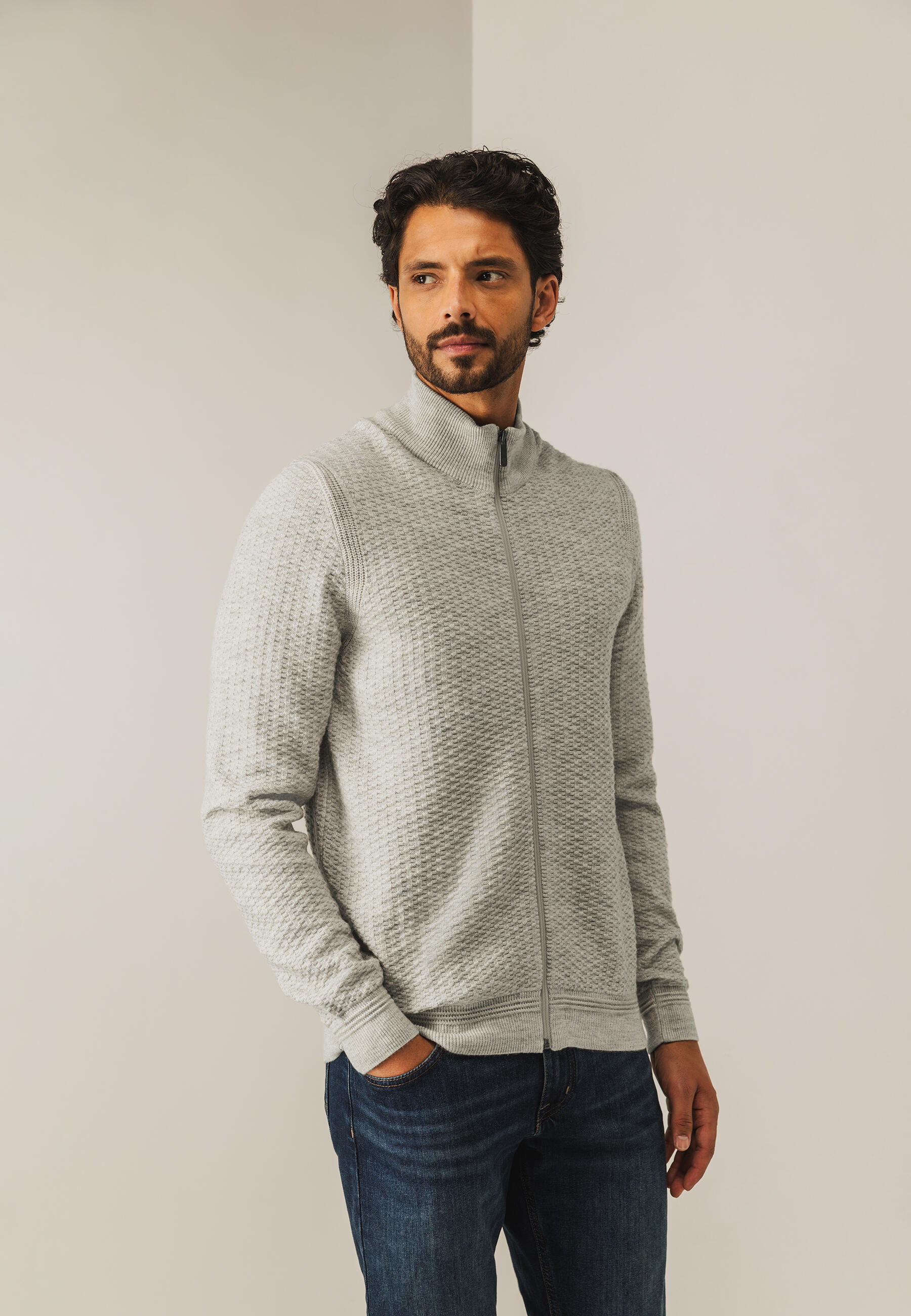 State of Art - Melierte Strickjacke mit Strukturmuster hellgrau/hellbeige - Gr. - 3XL von State of Art