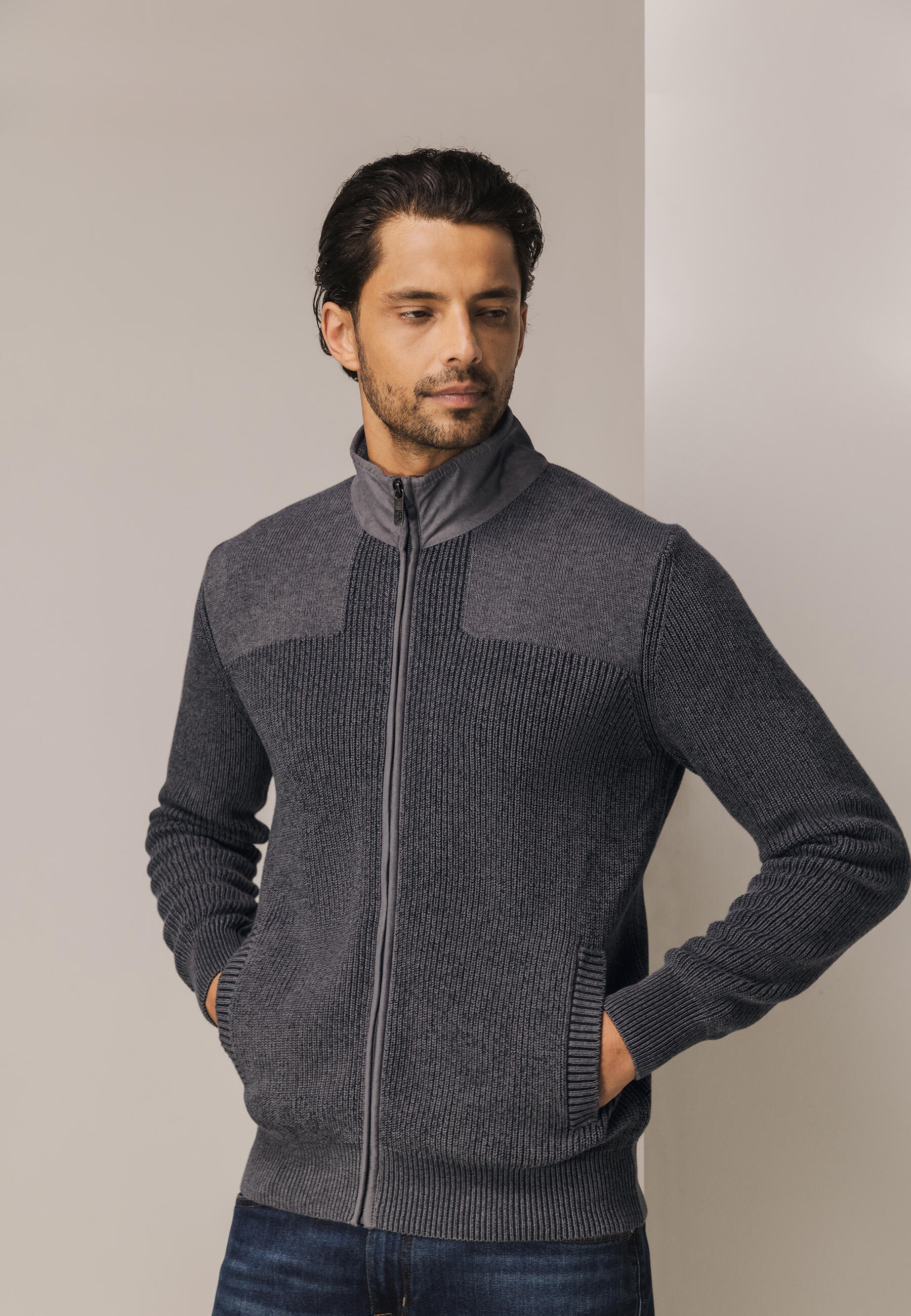 State of Art - Strickjacke aus Bio-Baumwolle mittelgrau/dunkel-anthraz - Gr. - XL von State of Art