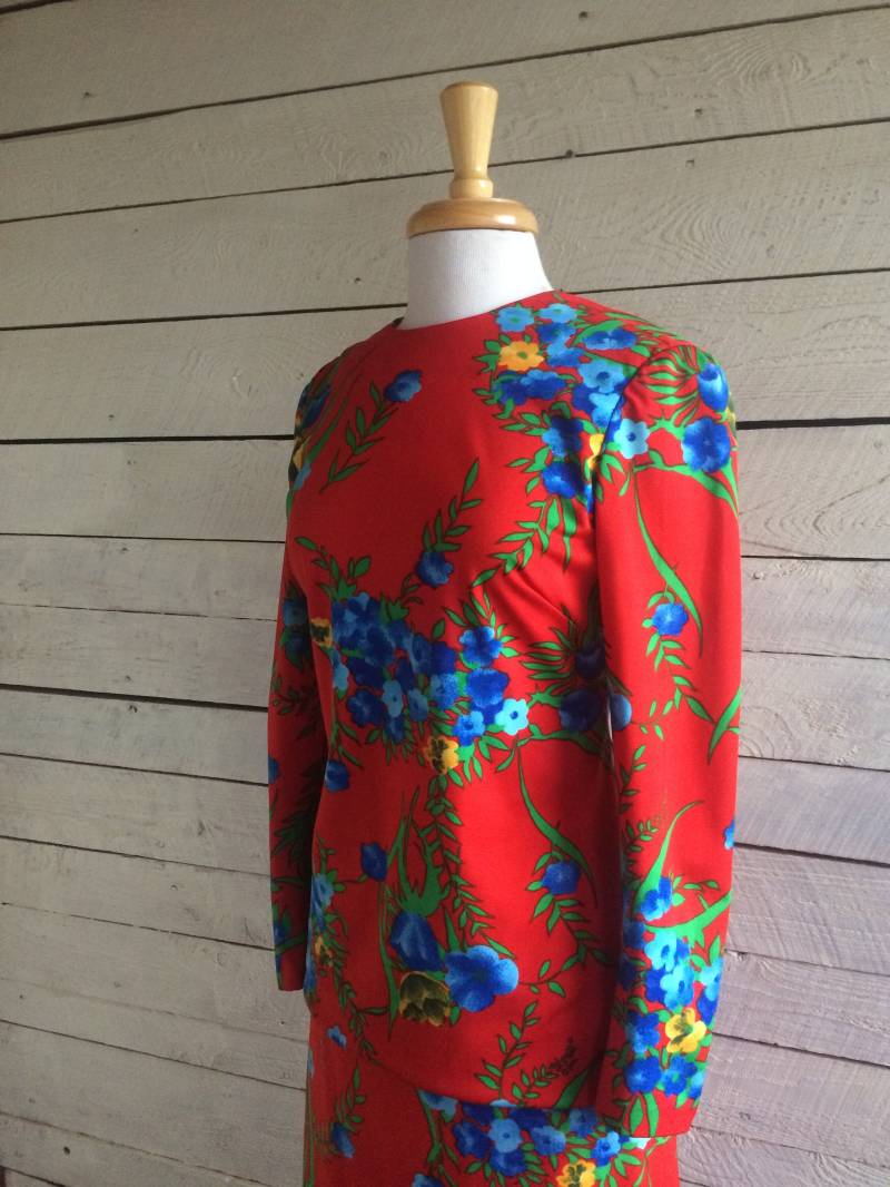 Adele Simpson Geblümtes Maxi Kleid - 60Er Jahre Offener Rücken Lange Ärmel Langes von StateAndMainVintage