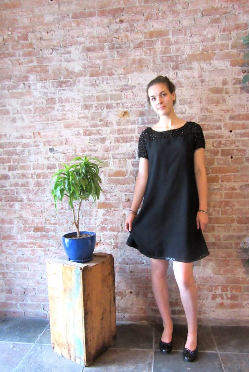 Vintage 1960S Schwarzes Kleid A-Linie - Anne Fogarty Sheer Beaded Yoke Kleines lbd Cocktail Abendkleid Mod Dress Zeltkleid von StateAndMainVintage