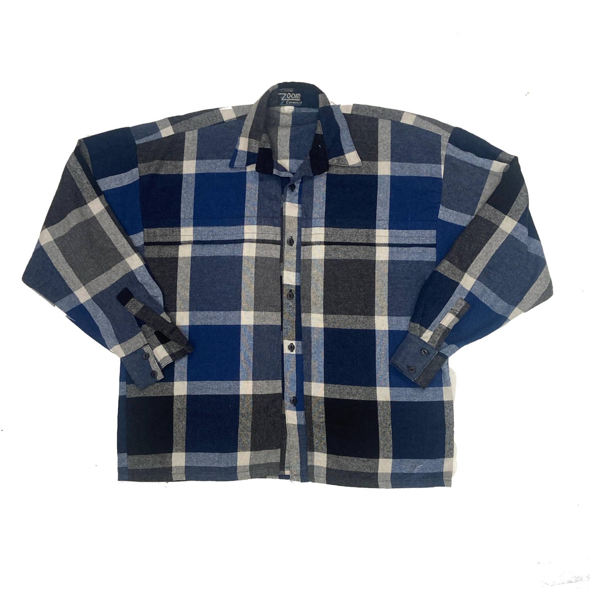 Vintage 90Er Jahre Blau Grau Schwarzes Grobstrick Hemd Mit Karomuster Größe Xl Von Zoom Caravicci von StateSideVintageUK