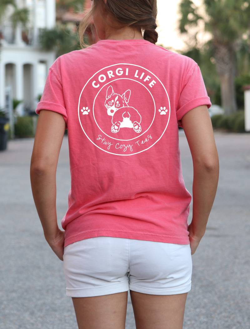Pembroke Corgis Life Kurzarm Tshirt | Comfort Farben Pembroke Corgis Life Kurzarm Tshirt | Comfort Farben von StayCozyTees