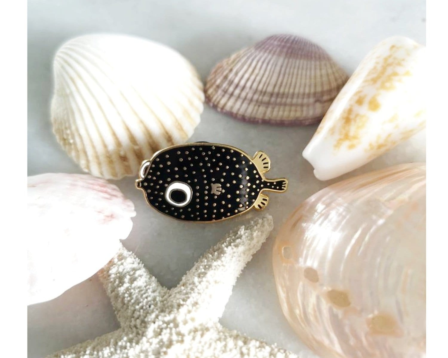 Boxfish Pin/Fischnadel Hart Emailliert Stickerei Geschenk Boxfish Pin/Fischnadel Hart Emailliert Stickerei Geschenk von SteakandEggsPlease