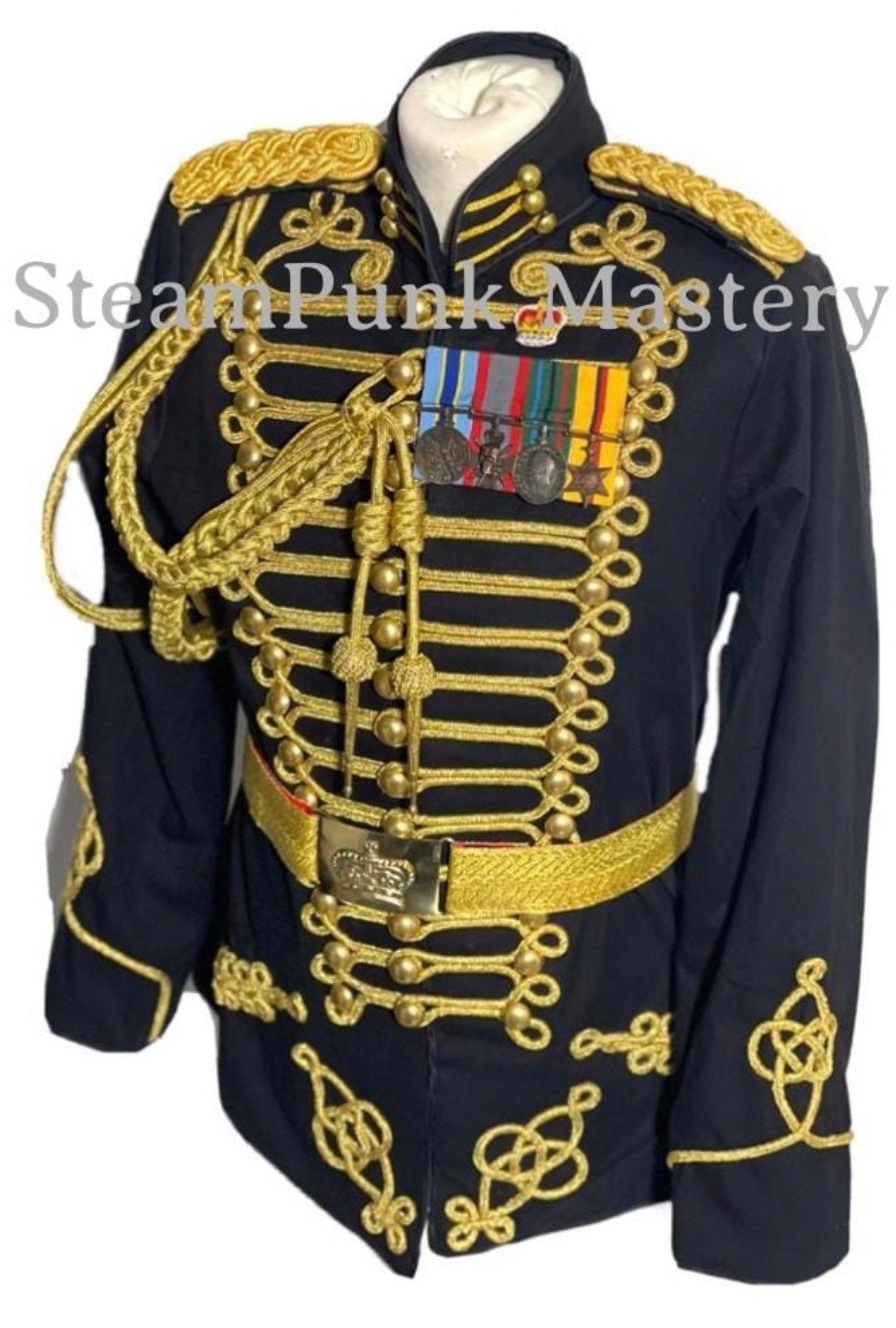 "Armee 6stk Schwarze Offiziere Goldgeflecht Hussar Jacke, Schulter Zubehör Gürtel, Medaillen, Handstickerei Abzeichen Für Brust 38 ", 40 42 " 44 46 "Armee 6stk Schwarze Offiziere Goldgeflecht Hussar Jacke, Schulter Zubehör Gürtel, Medaillen, Handstickerei Abzeichen Für Brust 38 ", 40 42 " 44 46 von SteamPunkMastery