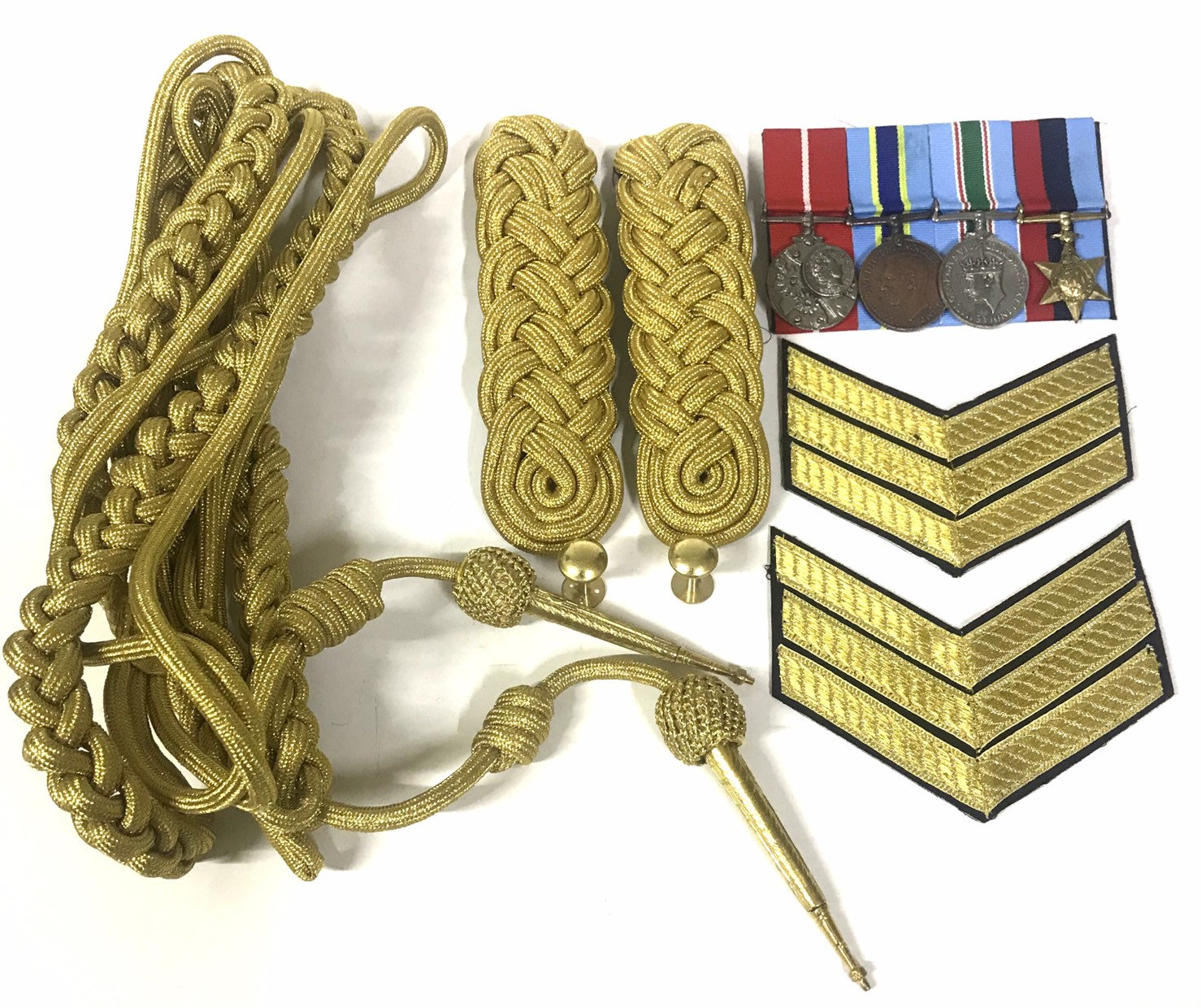 Ceremonial Hussar Jacket Accessories Gold Aiguillette, Epauletten, Chevrons & Medaillen | 5 Stück von SteamPunkMastery