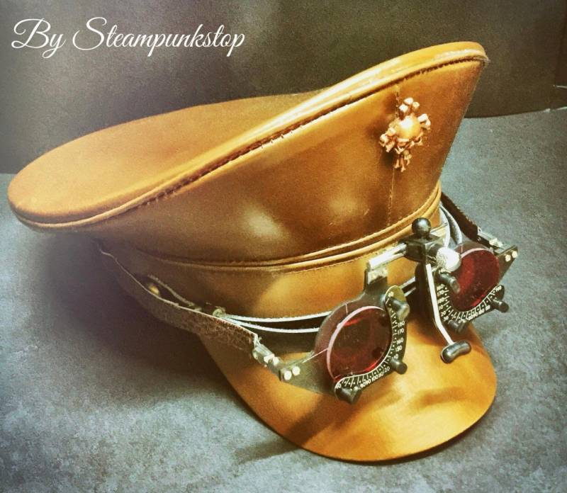steampunk Brauner Leder-Look Militär Hut Mit Roter Gläser Brille in 57 Und 58 cm von SteamPunkMastery