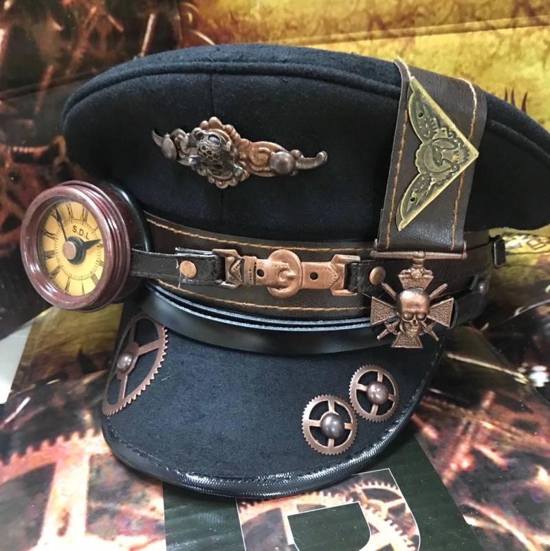 steampunk Wolle Militär Hut Kupfer Totenkopf Abzeichen & Monokel von SteamPunkMastery