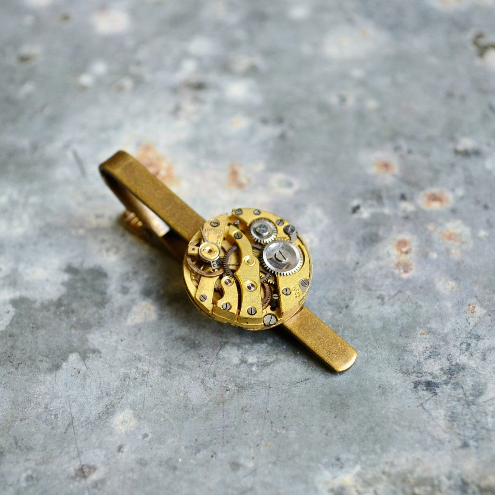 Extravaganter Gold Krawattenclip, Steampunk, Seltener Bräutigam Geschenk Herren, Unikat Beste Mann Geschenk, Krawattenclip Und Manschettenknöpfe von SteampunkArtStudio