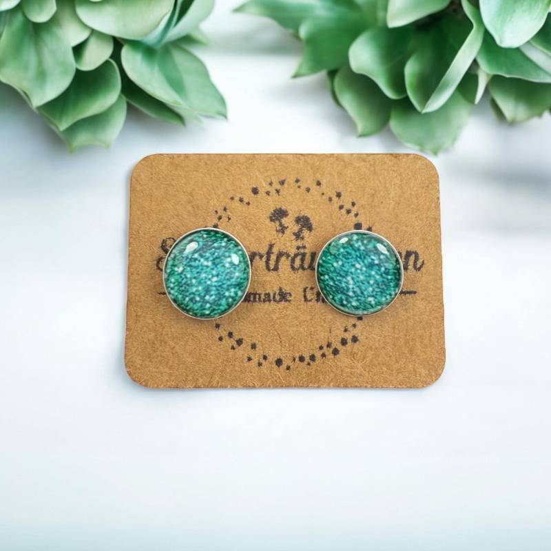 Blaue Ohrringe Resin 8mm Blaue Glitzer Ohrstecker | Ohrschmuck Geschenk Weihnachten Niedliche Kinderohrringe Mädchen von Steckertraeumchen