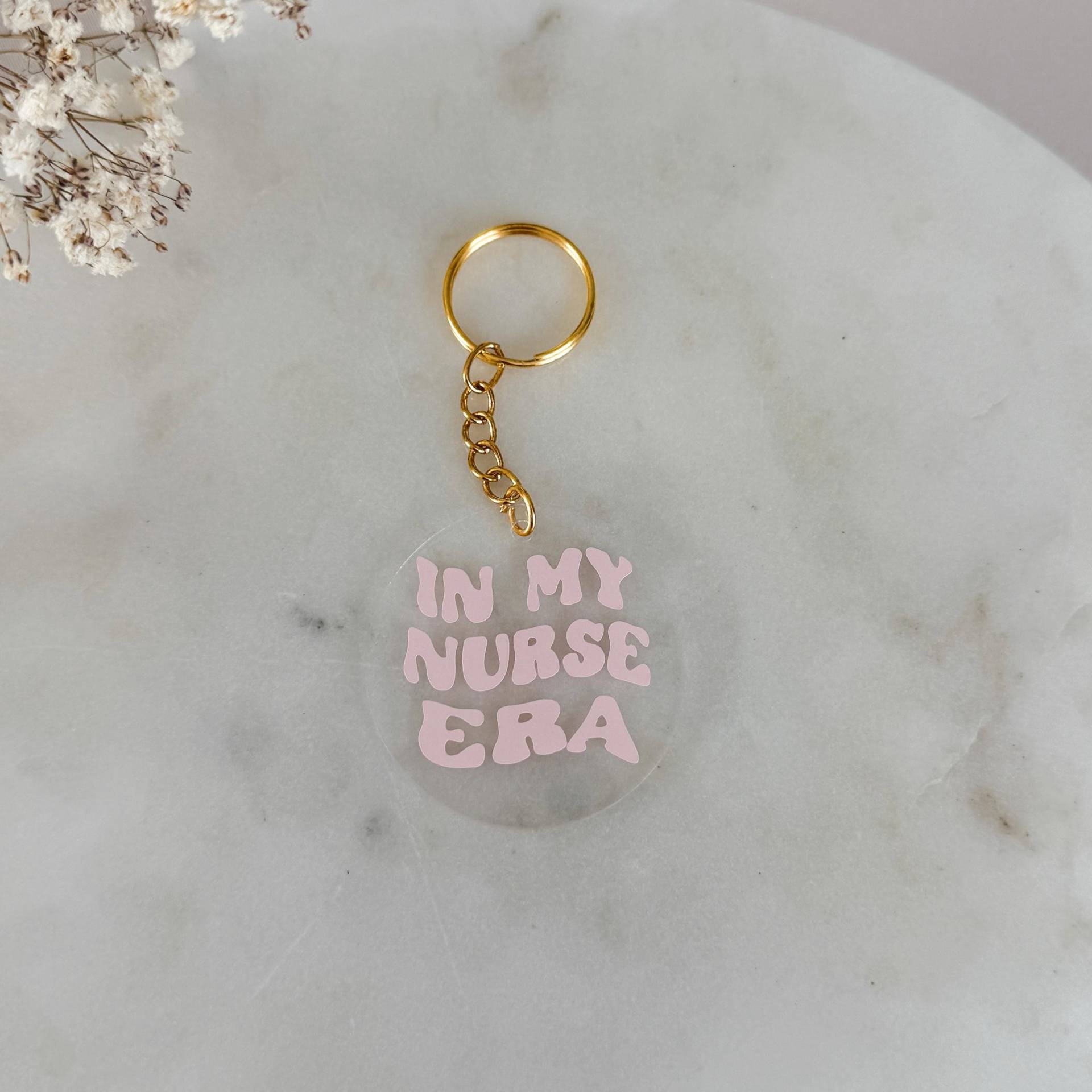 Acryl Schlüsselanhänger in My Nurse Era I Geschenk Für Pflegekräfte Und Krankenschwestern Acryl Schlüsselanhänger in My Nurse Era I Geschenk Für Pflegekräfte Und Krankenschwestern von StefaniesAtelierShop