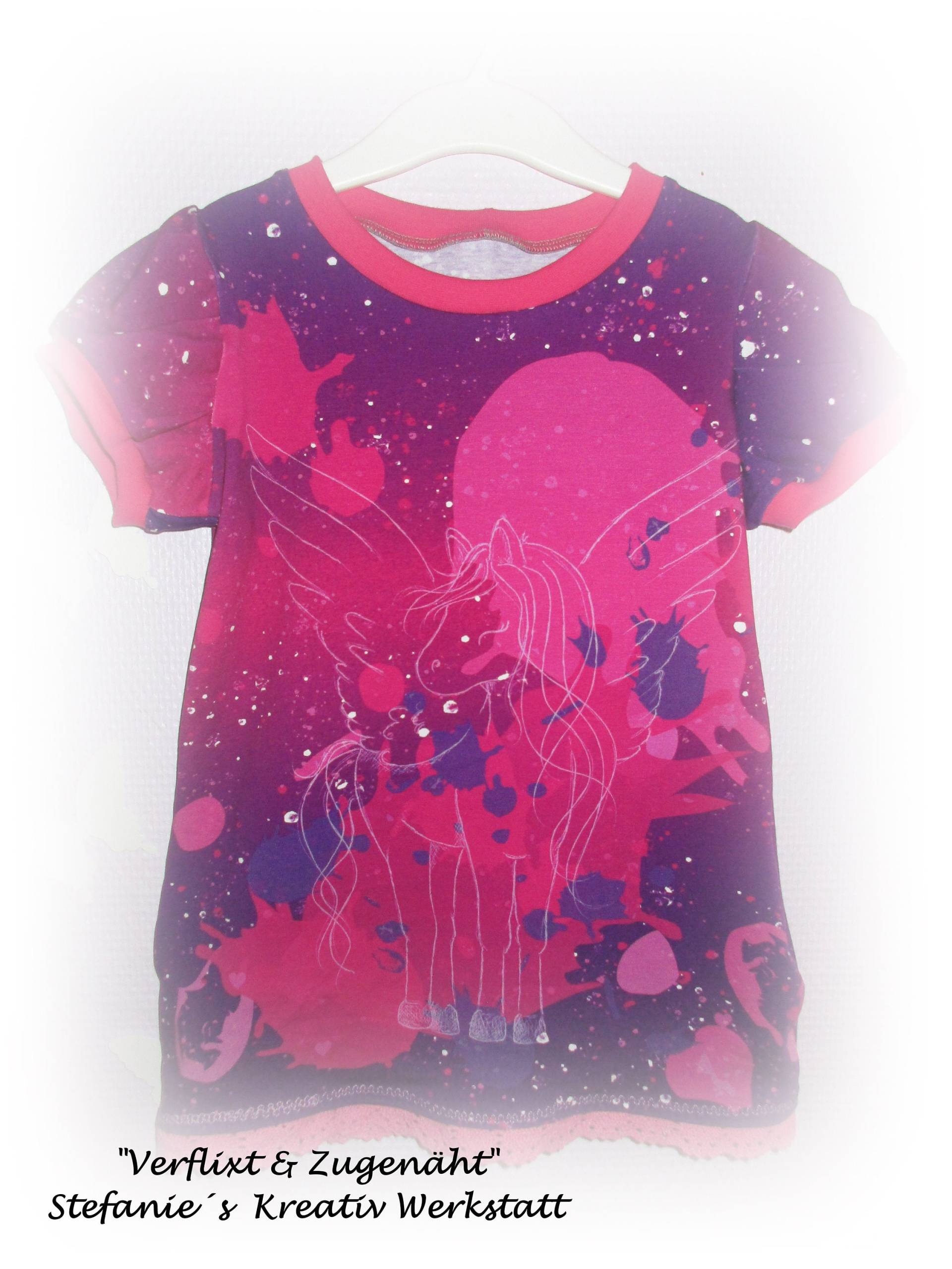 Knalliges Pegasus T-Shirt in 122/128 von StefaniesKreativ