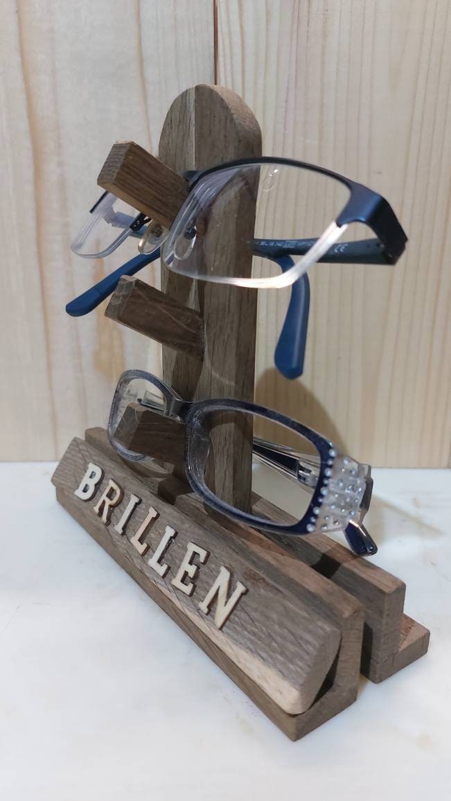 Brillenständer, Brillenparkplatz, Brillenaufbewahrung Aus Räuchereiche Naturhölzern Brillenständer, Brillenparkplatz, Brillenaufbewahrung Aus Räuchereiche Naturhölzern von StefansKreativDeko