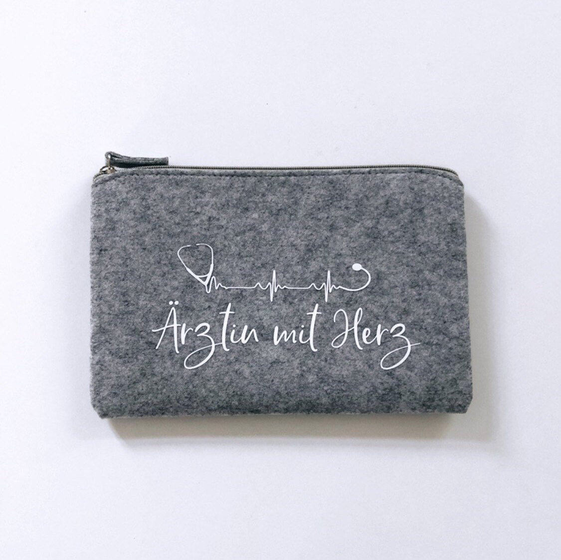 Kosmetiktasche, Erste Hilfe, Kulturtasche, Kulturbeutel, Apotheke , Ärtzin, Krankenschwester, Notfalltäschchen von SteffisLiebevoll