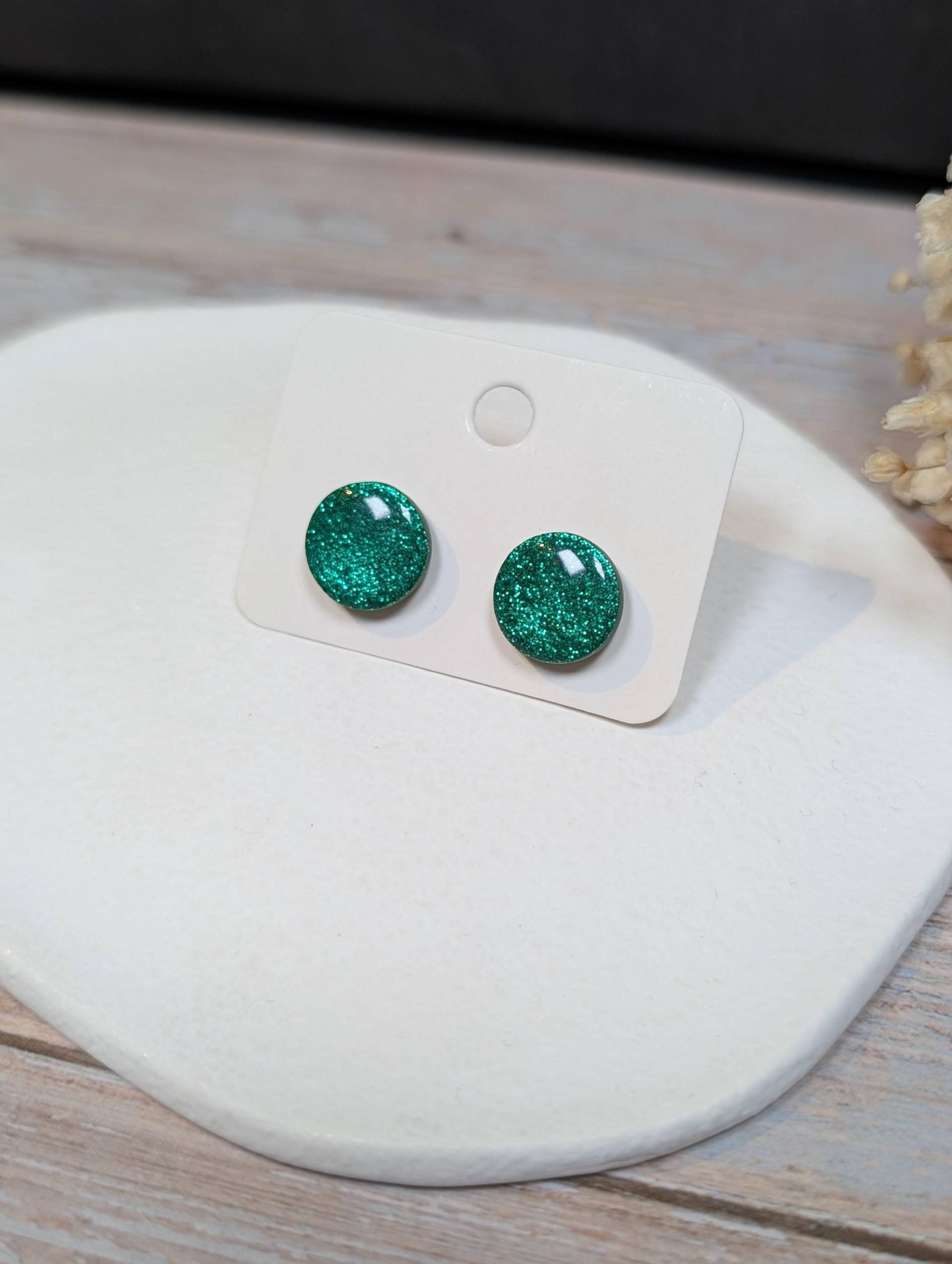 Grün Glitzer Ohrstecker Aus Polymer Clay Fimo Handgefertigt in Deutschland | Funkelnde Für Weihnachten Nikolaus Schmuckstück von SteffsPolymertique