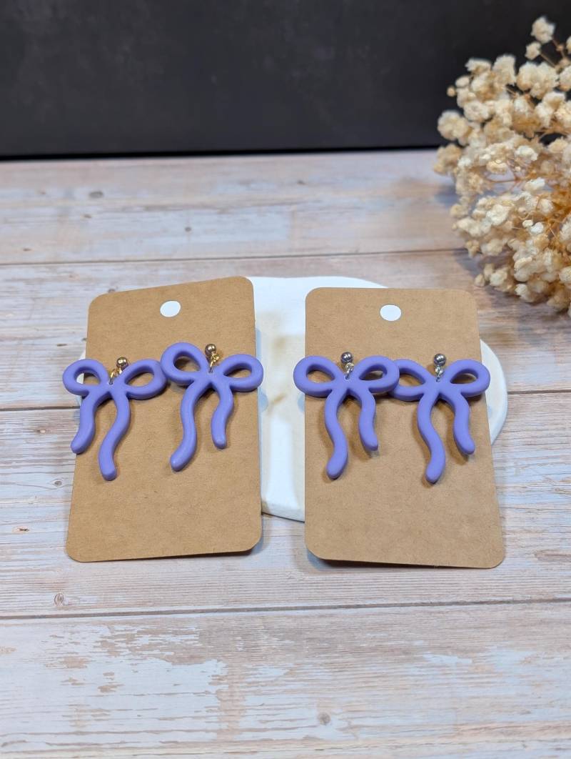Polymer Clay Zarte Schleifen - Fimo-Ohrringe Handgefertigt in Pastelllila Aus Deutschland | Besondere Anlässe Kreatives Lieblingsstück von SteffsPolymertique