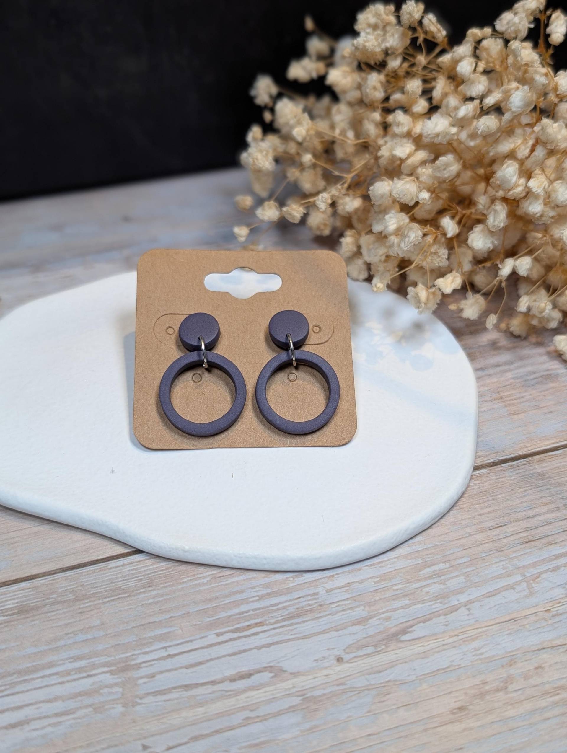 Violette Hängende Ohrringe Aus Polymer Clay Fimo Handgefertigt in Deutschland | Statement Auffällige Einzelstücke Herbstdesign von SteffsPolymertique