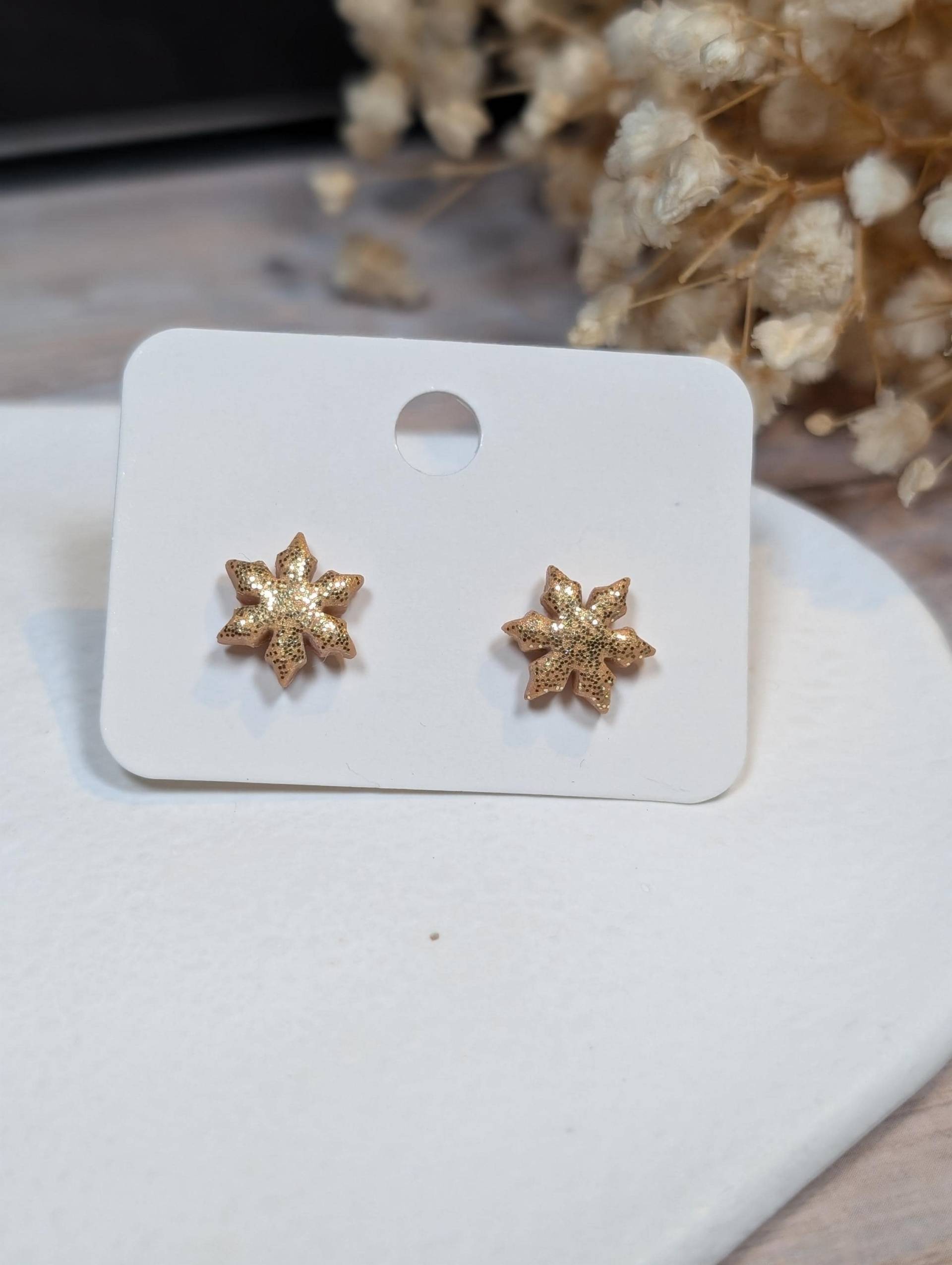Weihnachtsstern in Gold Als Ohrstecker Aus Polymer Clay Fimo | Handgefertigt Deutschland Ein Unikat Glitzer Geschen von SteffsPolymertique