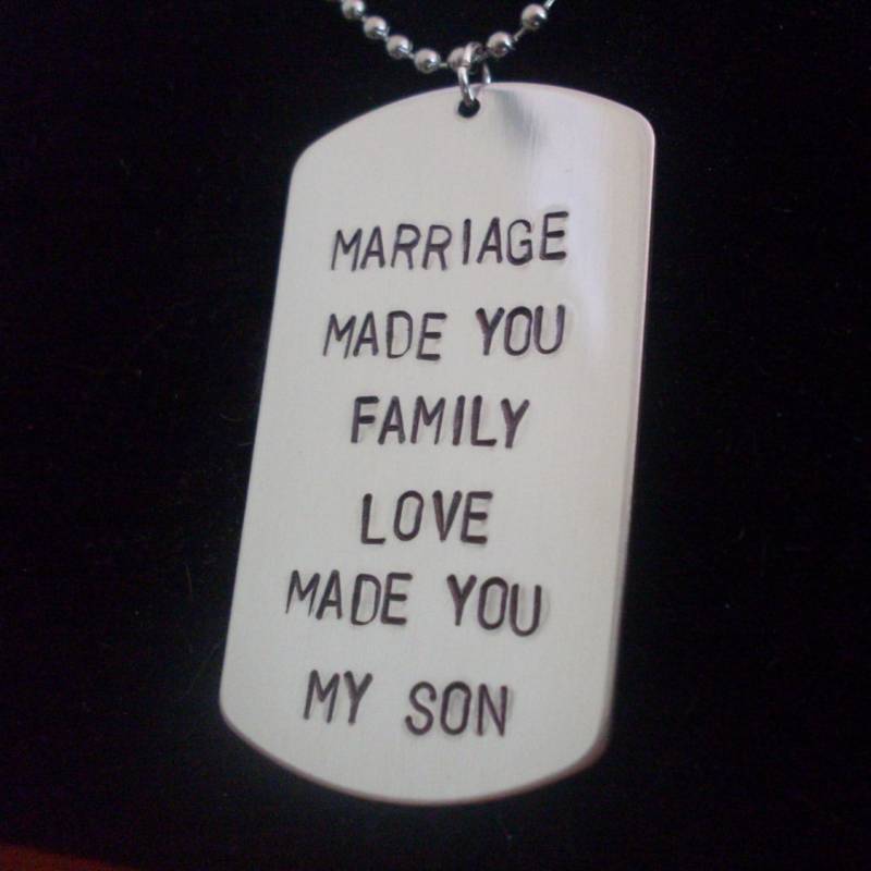 Ehe Machte Sie Familie Liebe Mein Sohn Tochter Mama Papa Schritt Elternteil Schwester Bruder Bestätigung Personalisierte Gestempelt Dog Tag Kette von StefisLilJewelryShop