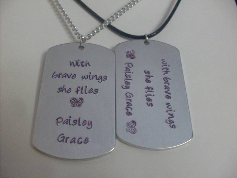 Personalisierte Schmetterling Halskette - "Mit Mutigen Flügel Sie Fliegt" Mit Aluminium Dog Tag Kette Inspirational Oder Memorial Handmade von StefisLilJewelryShop