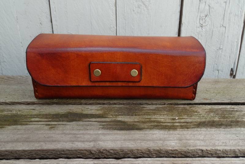 Brillenetui Handgefärbt Brille Glasses Case Unikat Aus Leder Etui Hand Dyed Leather Sonnenbrille Handmade Case Glasses von StegathLeather