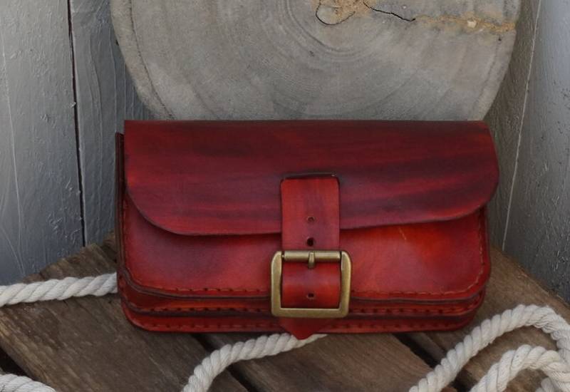 Gürteltasche Handgefärbtes Leder Für Unterwegs von StegathLeather